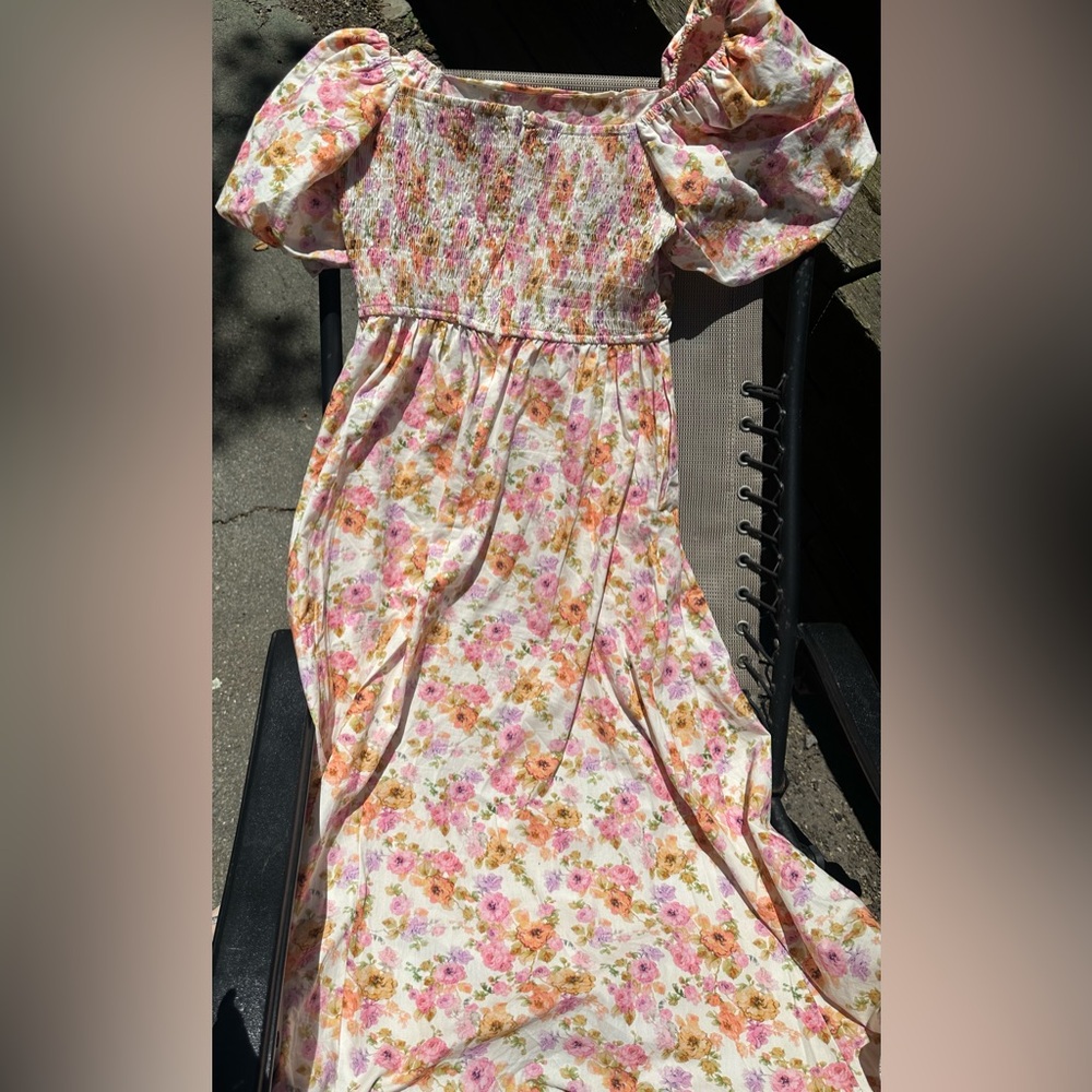 Petal & Pup Clo Puff Sleeve Midi Dress - Peach Floral